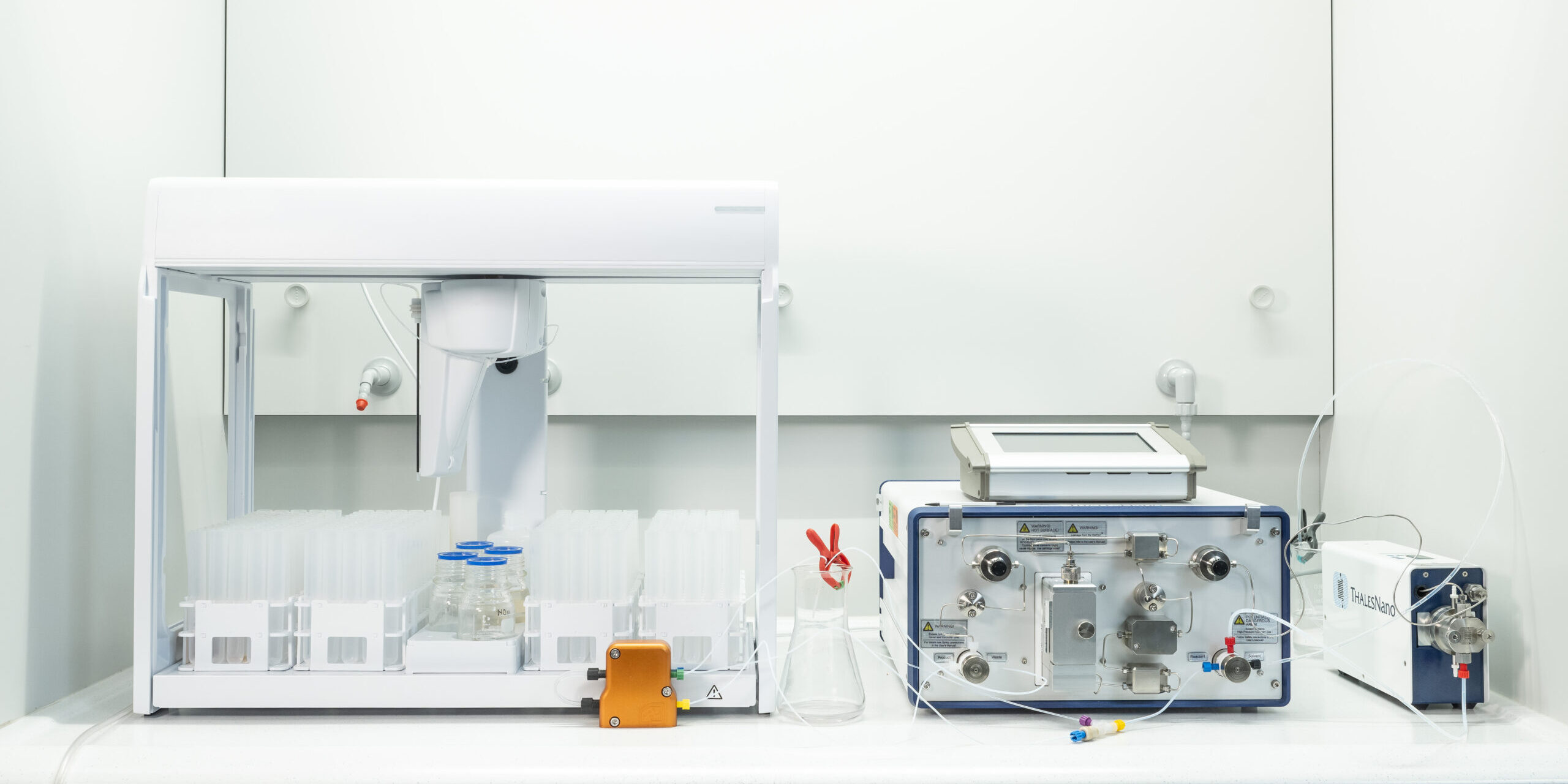 Brooks AIM4000 Autosampler with the H-Cube Pro